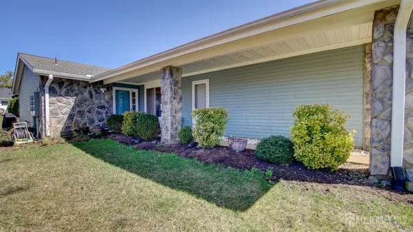 Property Slideshow image 2 of 27 | 371-a duranta plz, Monroe, NJ, 08831