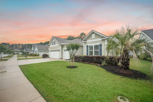 Property Slideshow image 2 of 93 | 331 fish creek ct, Summerville, SC, 29486