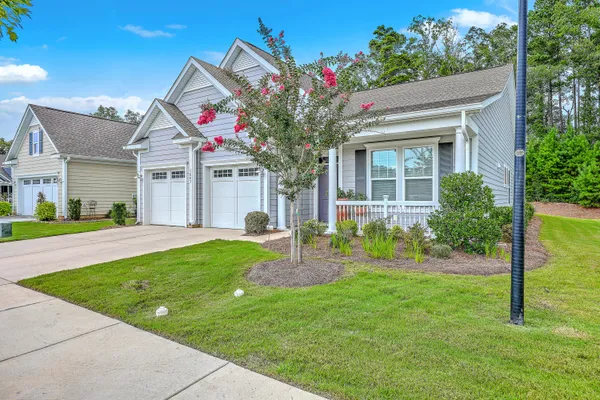 Property Slideshow image 2 of 31 | 1003 old field dr, Summerville, SC, 29483