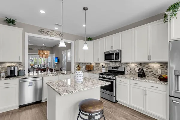 Property Slideshow image 2 of 59 | 3025 aura ln, Summerville, SC, 29483