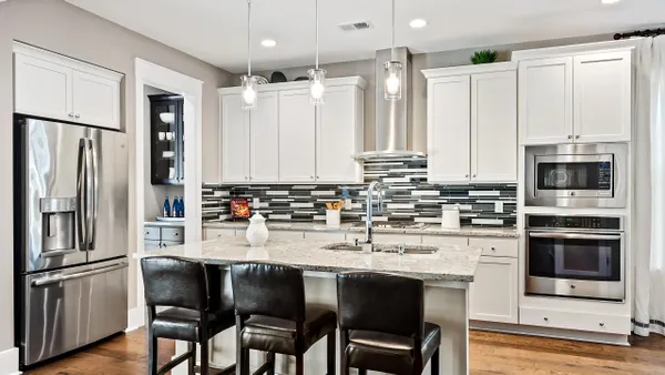 Property Slideshow image 3 of 49 | 483 hundred oaks pkwy, Summerville, SC, 29483