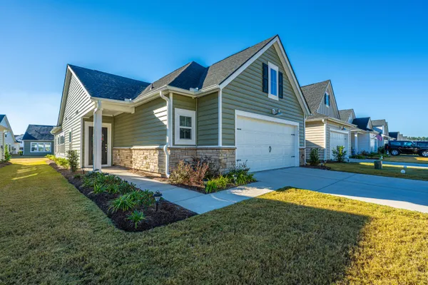 Property Slideshow image 2 of 17 | 1035 grace field ave, Summerville, SC, 29485