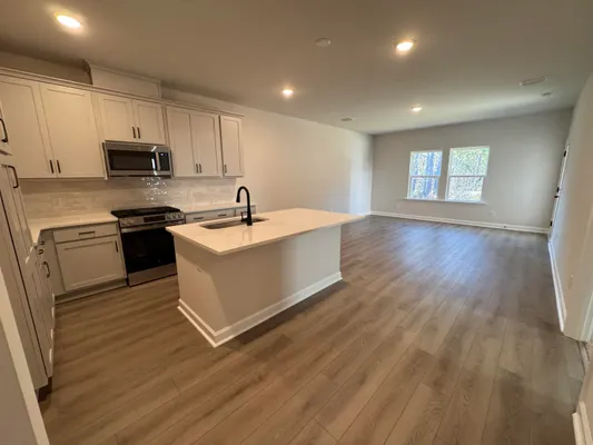 Property Slideshow image 2 of 17 | 946 dusk dr, Summerville, SC, 29486