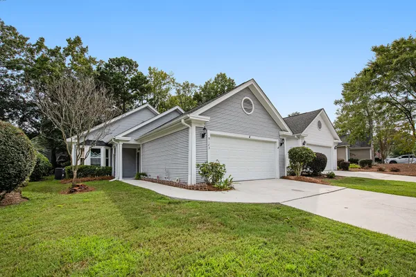 Property Slideshow image 2 of 46 | 9123 delancey cir, North Charleston, SC, 29406