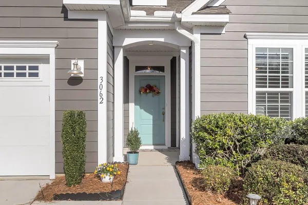 Property Slideshow image 2 of 71 | 3062 cross vine ln, Summerville, SC, 29483
