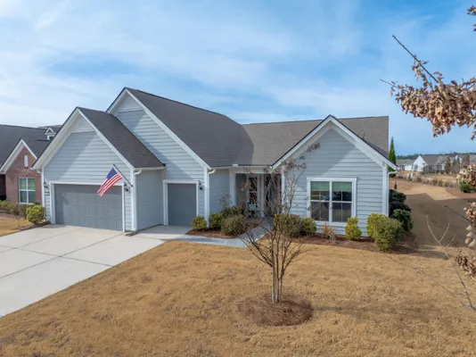 Property Slideshow image 2 of 70 | 484 hidden meadow ln, Summerville, SC, 29486