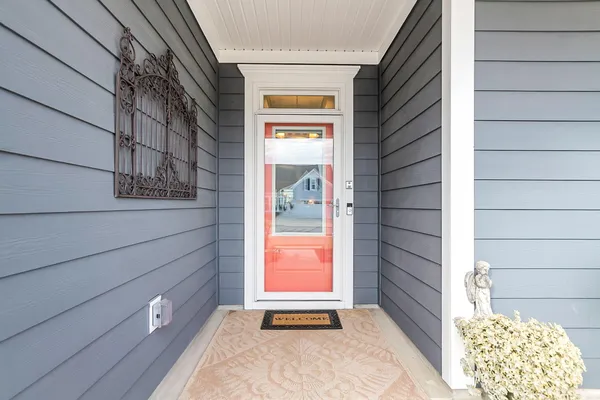 Property Slideshow image 3 of 71 | 5004 song sparrow way, Summerville, SC, 29483