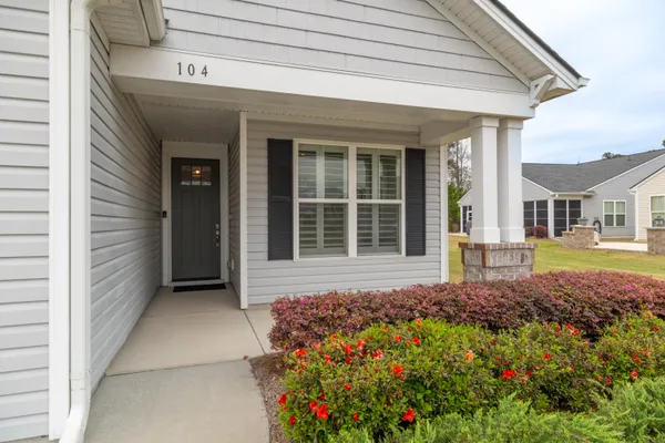 Property Slideshow image 3 of 61 | 104 waves pl, Summerville, SC, 29486