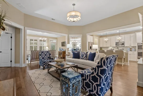 Property Slideshow image 2 of 51 | 3010 cross vine ln, Summerville, SC, 29483