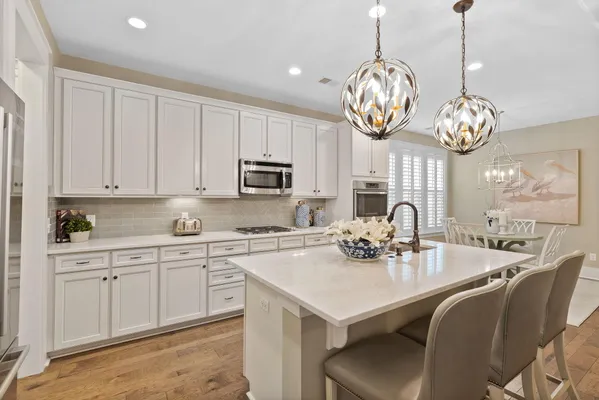 Property Slideshow image 3 of 51 | 3010 cross vine ln, Summerville, SC, 29483