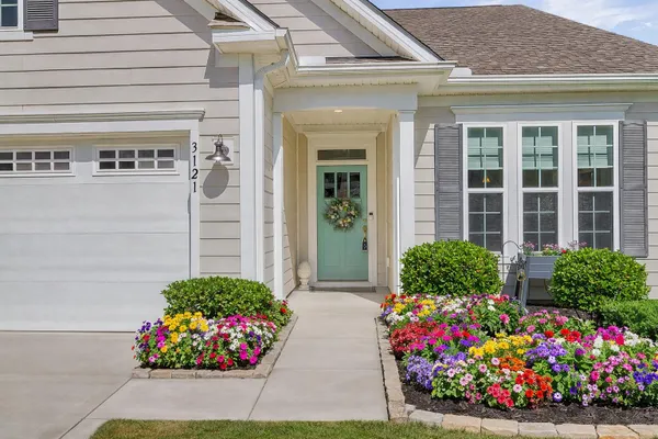 Property Slideshow image 2 of 90 | 3121 cross vine ln, Summerville, SC, 29483