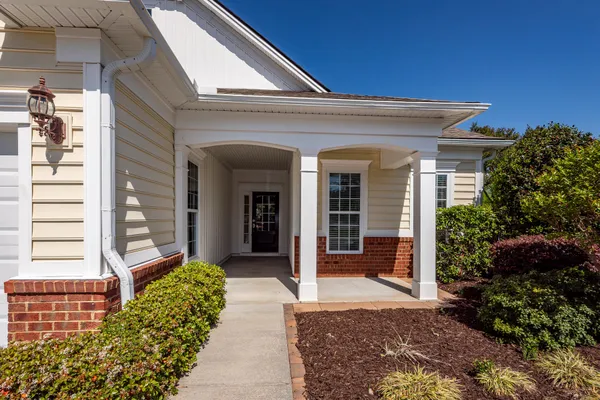 Property Slideshow image 2 of 73 | 318 oyster bay dr, Summerville, SC, 29486