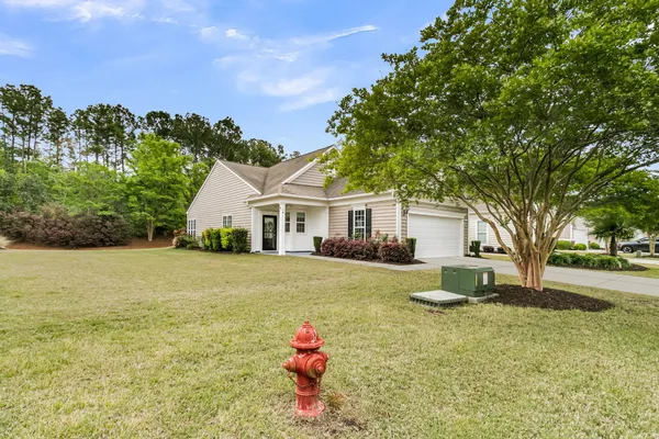 Property Slideshow image 2 of 74 | 139 sea lavender ln, Summerville, SC, 29486