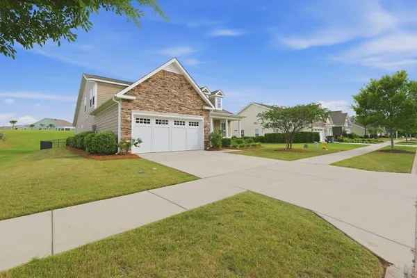 Property Slideshow image 3 of 45 | 3069 cross vine ln, Summerville, SC, 29483