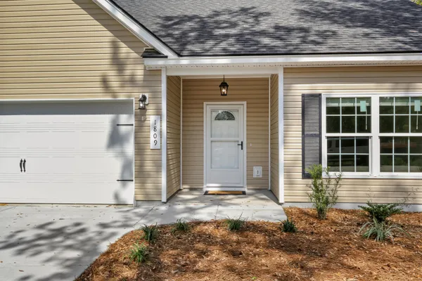 Property Slideshow image 2 of 35 | 1809 zelasko dr, Johns Island, SC, 29455