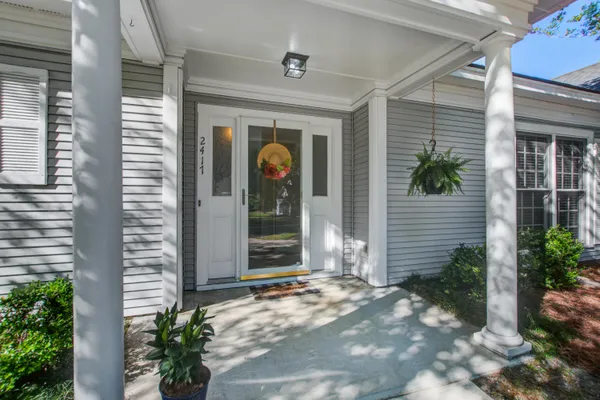 Property Slideshow image 3 of 39 | 2417 hansard dr, North Charleston, SC, 29406