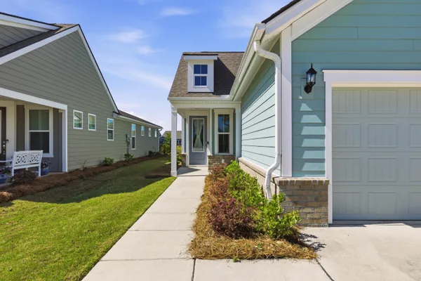 Property Slideshow image 3 of 28 | 357 dahlia row dr, Summerville, SC, 29486