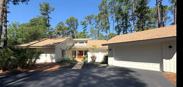 Property Slideshow image 3 of 30 | 21 myrtle bank rd, Hilton Head Island, SC, 29926