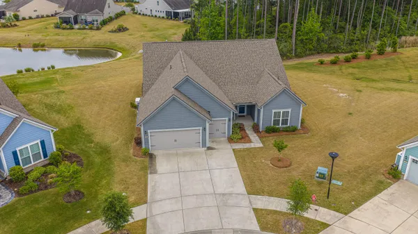 Property Slideshow image 2 of 48 | 410 elm cove way, Summerville, SC, 29486