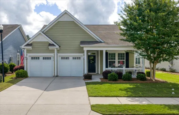 Property Slideshow image 2 of 49 | 2016 redback dr, Summerville, SC, 29483