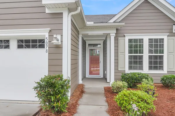 Property Slideshow image 2 of 64 | 5078 song sparrow way, Summerville, SC, 29483