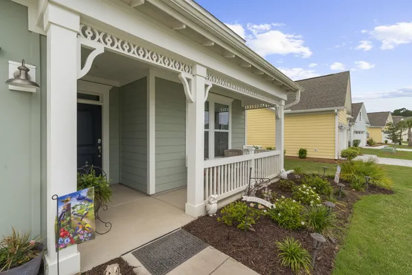 Property Slideshow image 3 of 50 | 159 collared dove ct, Summerville, SC, 29483
