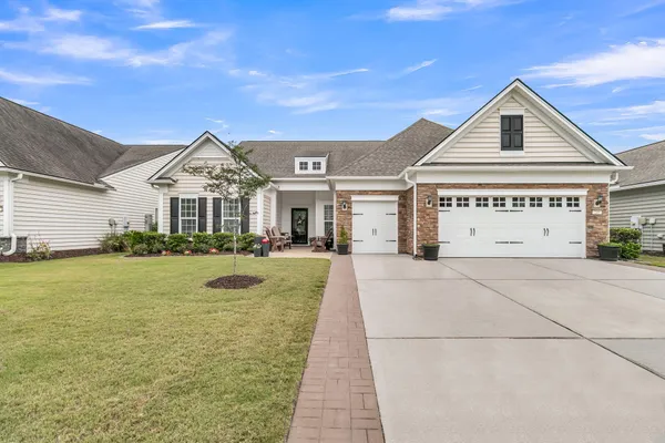Property Slideshow image 3 of 81 | 240 waterfront park dr, Summerville, SC, 29486