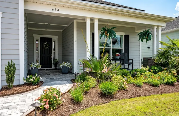 Property Slideshow image 3 of 81 | 664 marsh cove cir, Summerville, SC, 29486