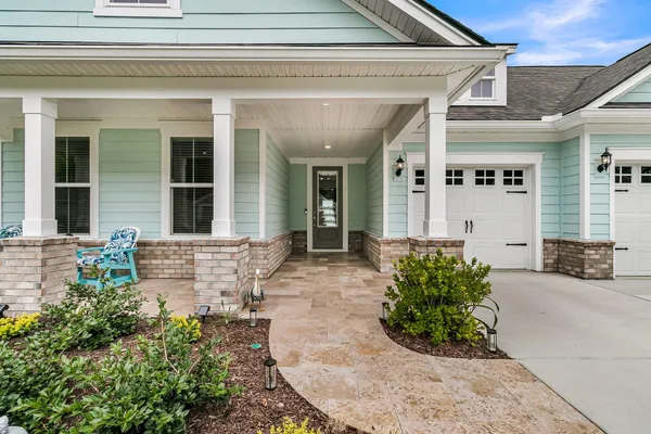 Property Slideshow image 2 of 60 | 753 spring highlands dr, Summerville, SC, 29486