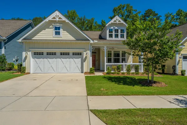 Property Slideshow image 2 of 46 | 5077 song sparrow way, Summerville, SC, 29483