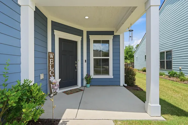 Property Slideshow image 3 of 71 | 619 daffodil ct, Summerville, SC, 29486