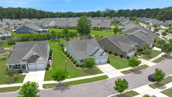 Property Slideshow image 3 of 103 | 3053 cross vine ln, Summerville, SC, 29483
