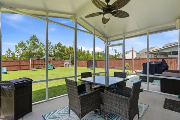 Property Slideshow image 3 of 15 | 805 redbud ln, Summerville, SC, 29486