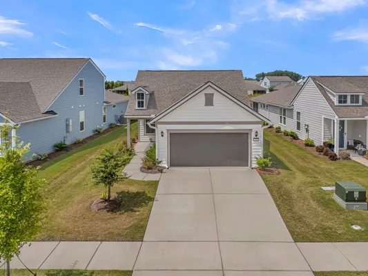 Property Slideshow image 2 of 61 | 771 blue iris way, Summerville, SC, 29486