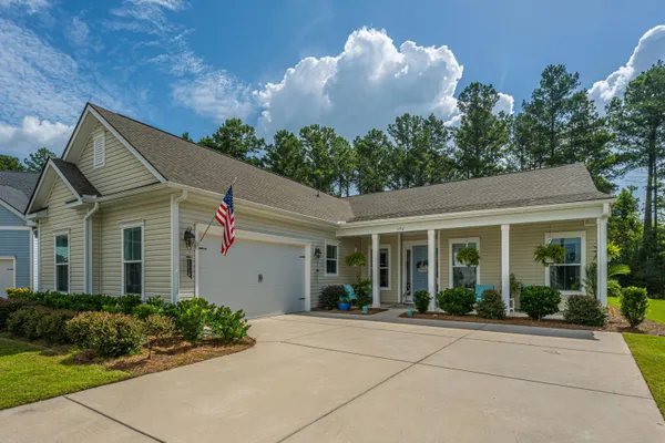Property Slideshow image 2 of 40 | 394 tupelo lake dr, Summerville, SC, 29486