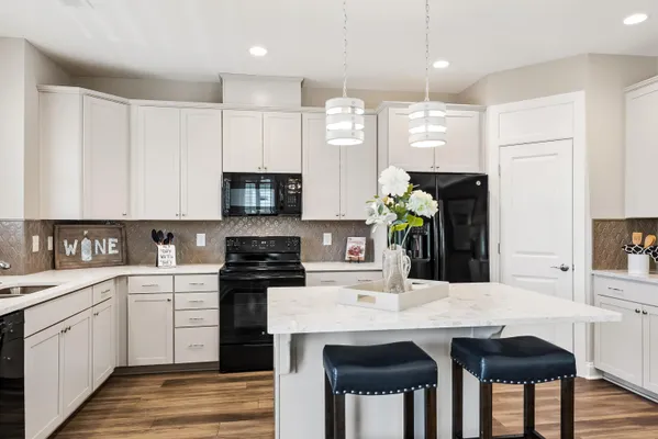 Property Slideshow image 3 of 28 | 479 hundred oaks pkwy, Summerville, SC, 29483