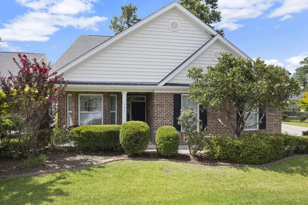 Property Slideshow image 3 of 56 | 135 brutus ln, Summerville, SC, 29485