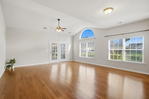 Property Slideshow image 2 of 49 | 2649 woodfield ct, North Charleston, SC, 29406