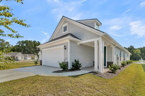 Property Slideshow image 2 of 58 | 716 coral bells ln, Summerville, SC, 29486