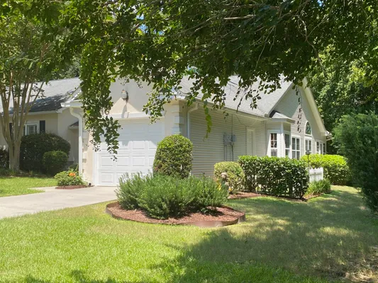 Property Slideshow image 3 of 19 | 9124 woodcreek ct, North Charleston, SC, 29406