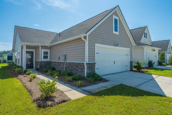 Property Slideshow image 2 of 30 | 1146 glorious way, Summerville, SC, 29485