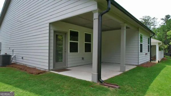 Property Slideshow image 3 of 31 | 151 hydrangea ct, Dallas, GA, 30132