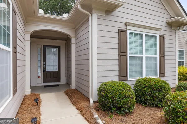 Property Slideshow image 3 of 51 | 6413 monarch ct, Hoschton, GA, 30548