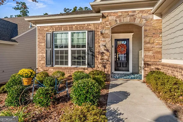 Property Slideshow image 3 of 39 | 221 little gem ct, Griffin, GA, 30223