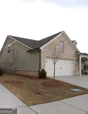 Property Slideshow image 3 of 29 | 2477 knob creek dr, Snellville, GA, 30078