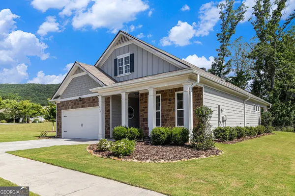 Property Slideshow image 3 of 28 | 148 hawks trl, Waleska, GA, 30183