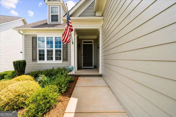 Property Slideshow image 3 of 55 | 3554 black cherry pt, Gainesville, GA, 30504