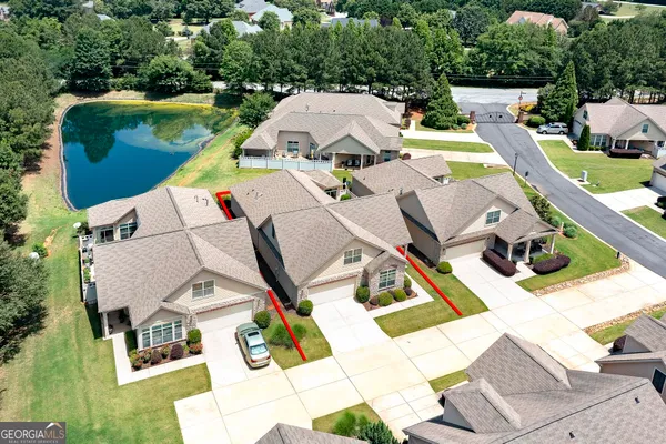 Property Slideshow image 2 of 36 | 119 saxton ln, Mcdonough, GA, 30253