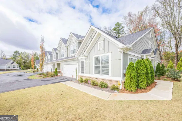 Property Slideshow image 2 of 54 | 701 calypso way, Cumming, GA, 30040