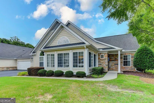 Property Slideshow image 2 of 51 | 3097 oakside cir, Alpharetta, GA, 30004